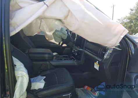 2022 Ford F-150 Lariat z USA, uszkodzony, nr VIN 1FTFW1E83NFB69995